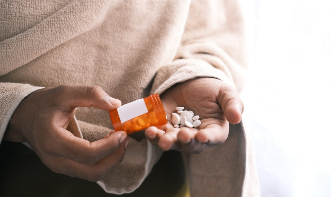 Oproti běžným lékům proti bolesti, nemá CBD žádné negativní vedlejší účinky